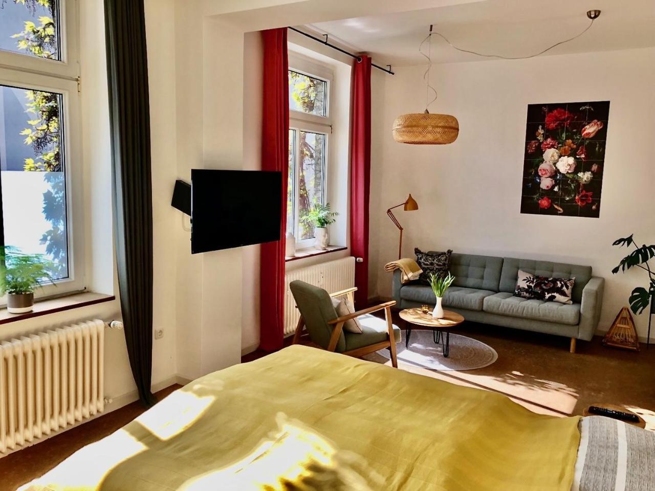 Apartments "Am Rheinorange", Netflix, Amazon Prime Duisburg Bagian luar foto