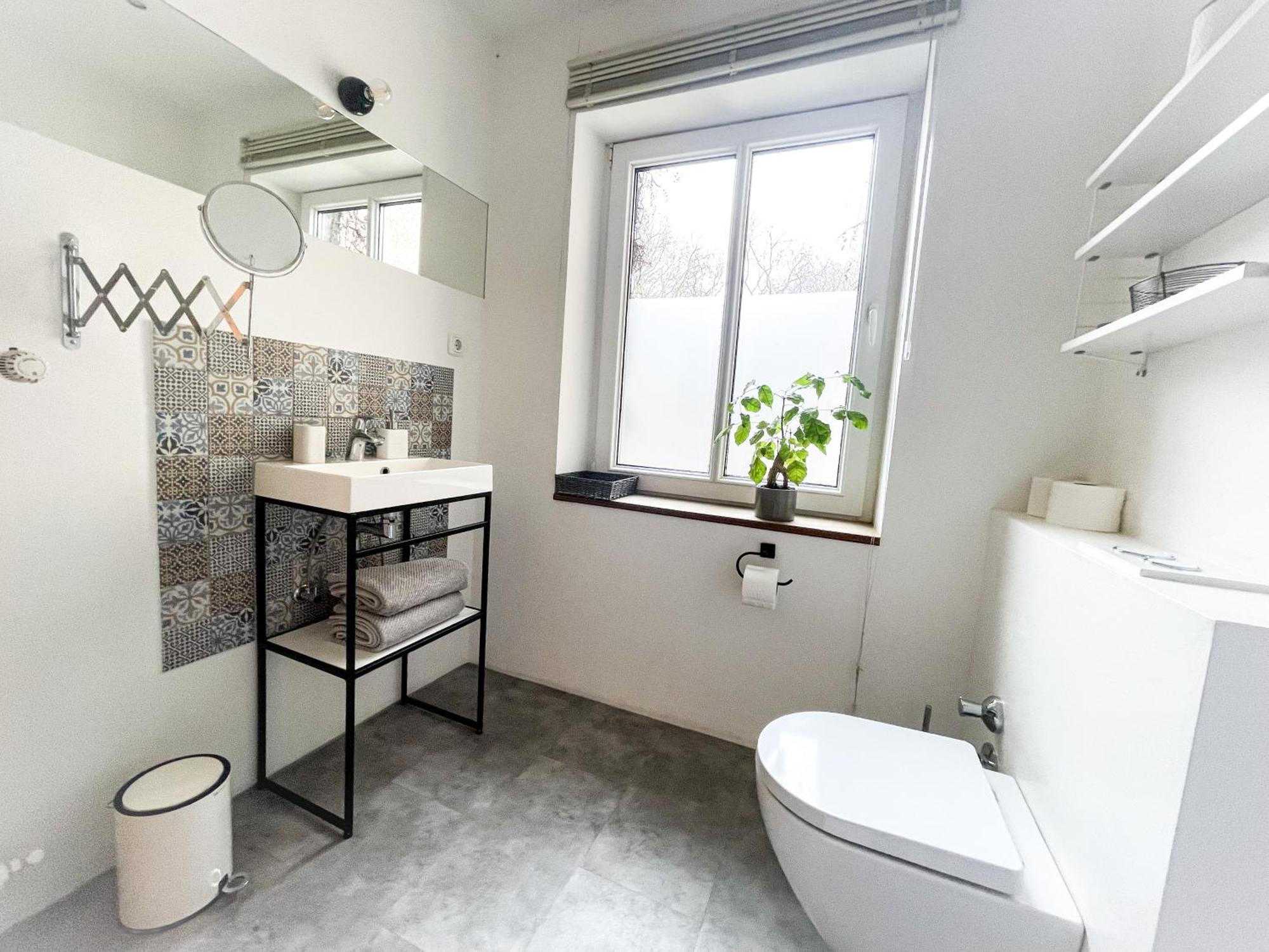 Apartments "Am Rheinorange", Netflix & Prime Duisburg Bagian luar foto