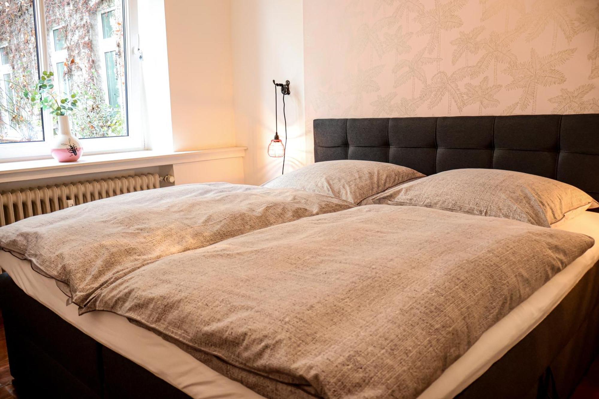 Apartments "Am Rheinorange", Netflix & Prime Duisburg Bagian luar foto